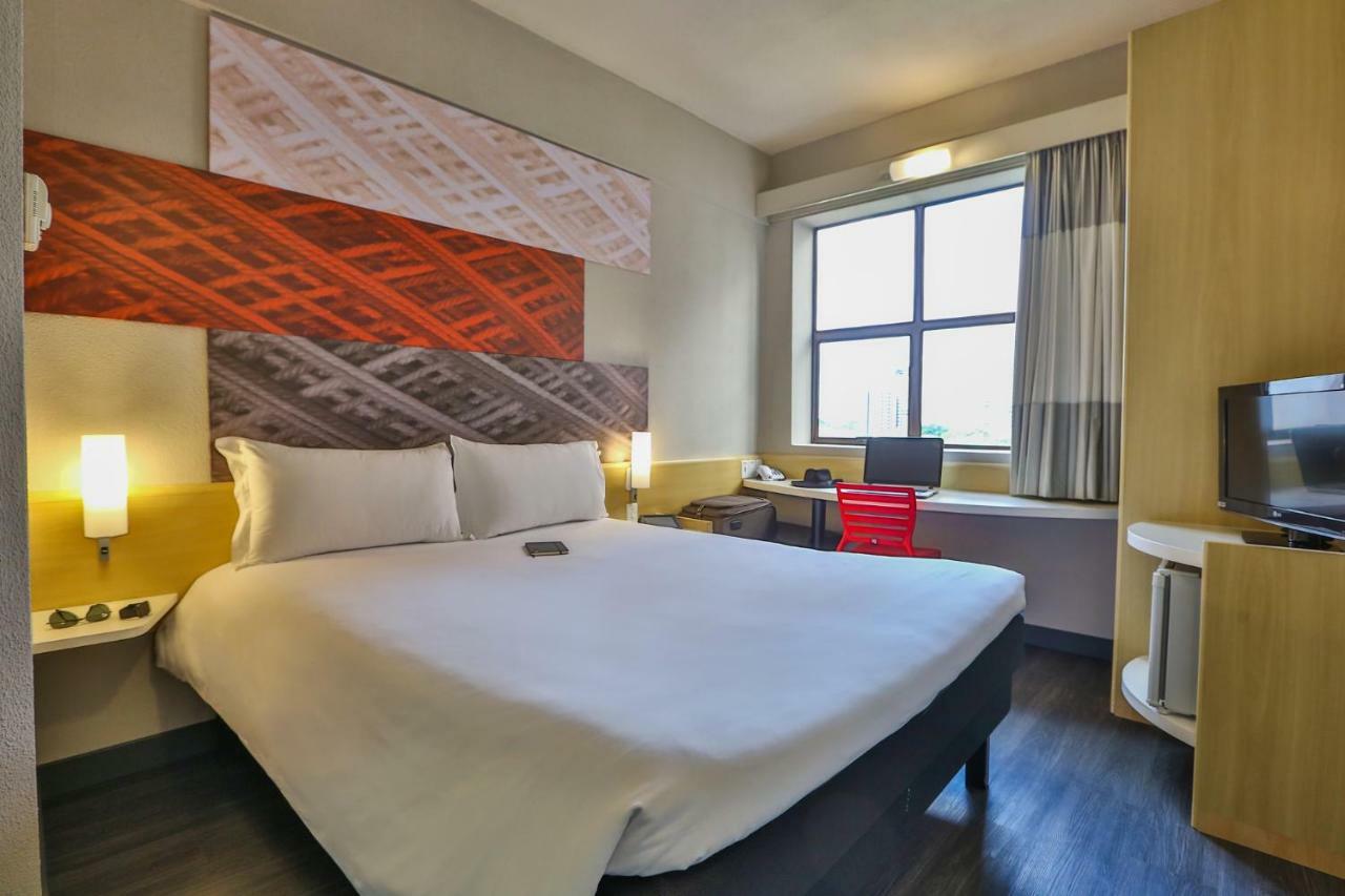 Ibis Maringa Hotel Luaran gambar